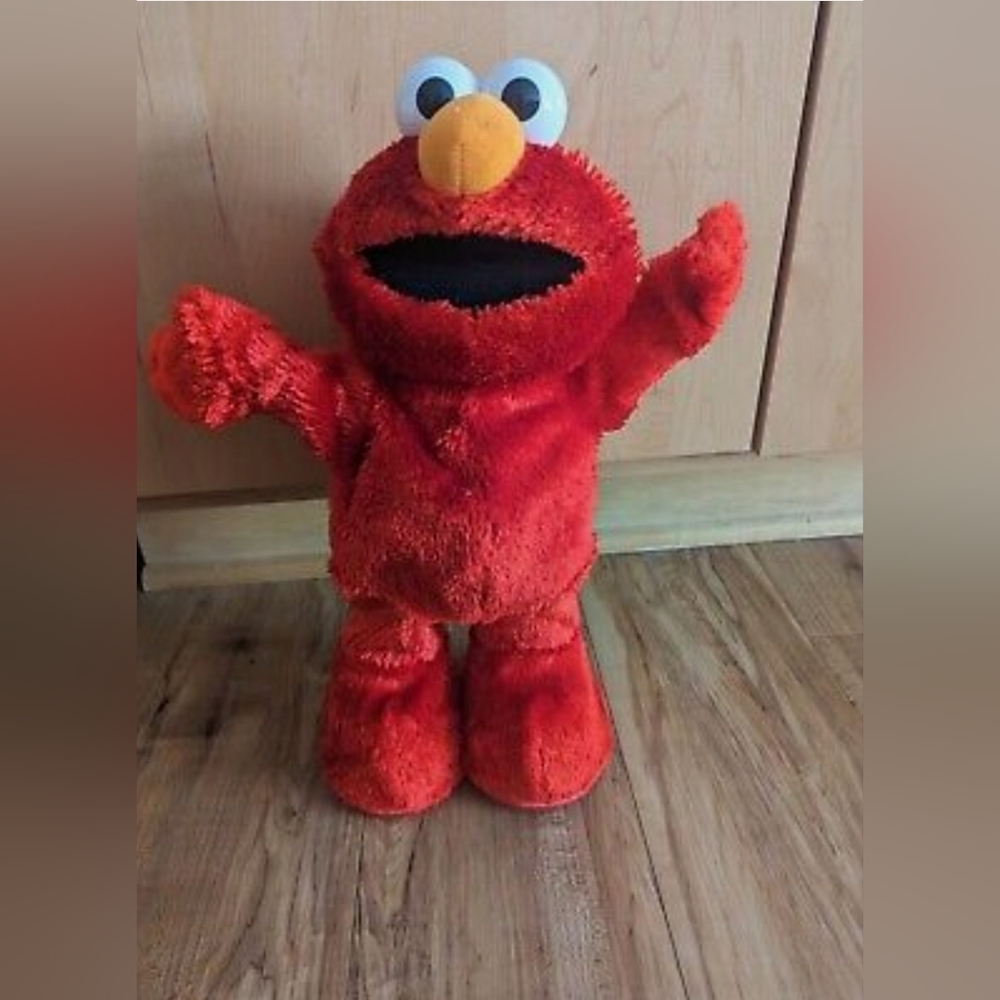:::Hokey Pokey Elmo:::